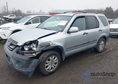 2005 Honda Cr-V Ex z USA, uszkodzony, nr VIN SHSRD78855U304540